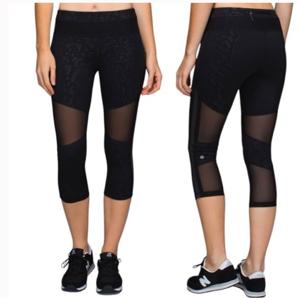 Lululemon Mesh With Me Crop Leggings‎ in Animal Swirl Embossed Black Camo Size 4